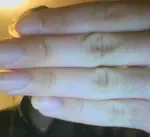 Qué significa las uñas largas en un hombre
